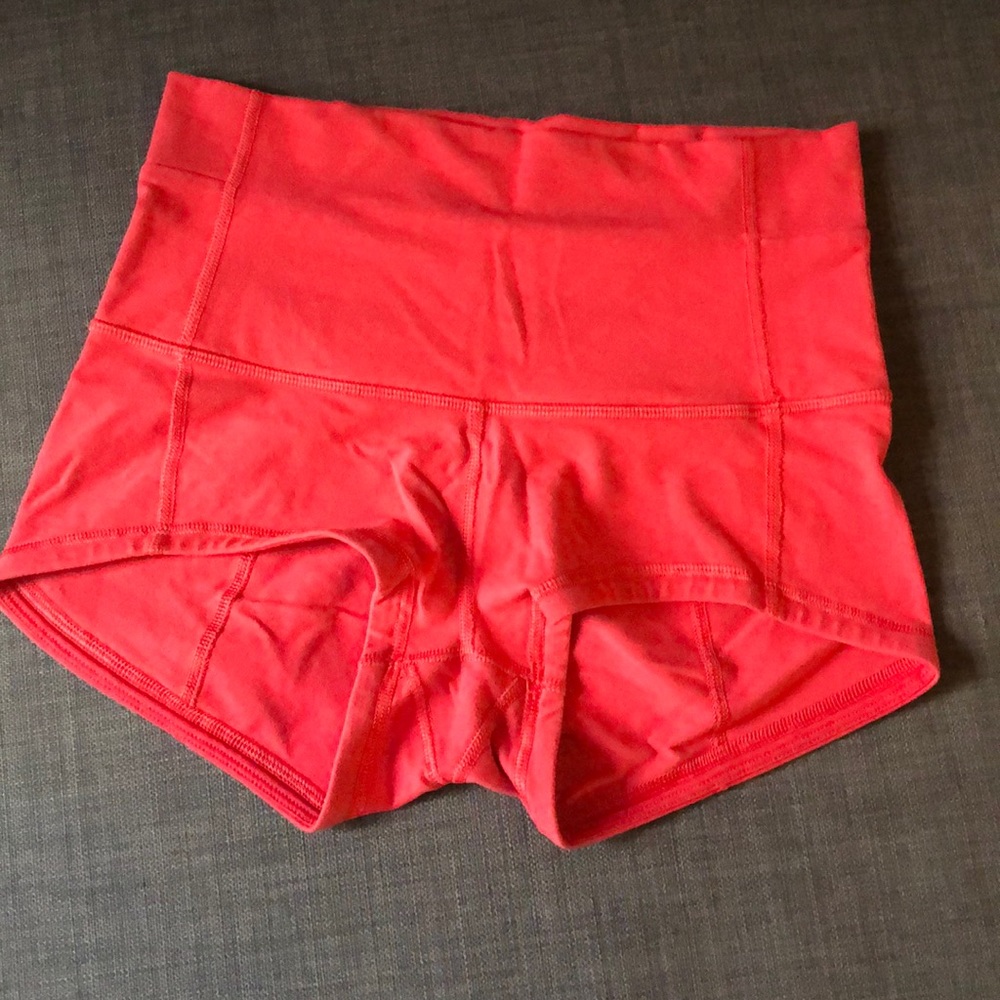 Bundle of 2 Pair Lululemon Wunder Under Shorts